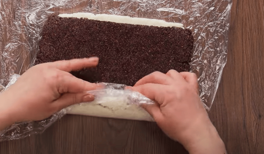 jednoduchý recept na luxusní dvoubarevnou kokosovou roládu jednoduchý recept na luxusní dvoubarevnou kokosovou roládu