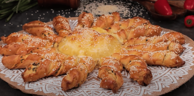 9 inspiracja na fantastyczną przystawkę: spróbuj tych śmigiełek z serem i czosnkiem!