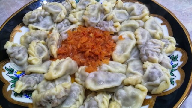 Coltunasi-cu-carne-de-miel