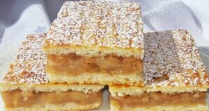 Upiecz tę pyszną szarlotkę, która z pewnością Cię oczaruje – przygotuj ją jak najszybciej