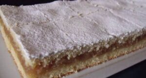 Prosta szarlotka babci o doskonałym smaku i szybkim przygotowaniu