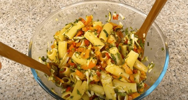 rychly-recept-na-testoviny-se-zeleninou-1