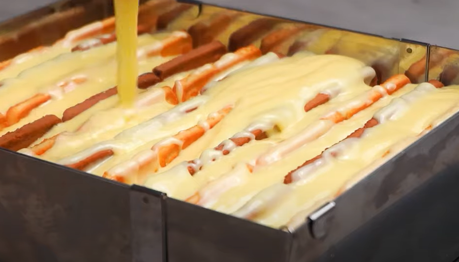 recept na vynikající piškotový dezert se smetanou a vanilkový krémem! recept na vynikající piškotový dezert se smetanou a vanilkový krémem!