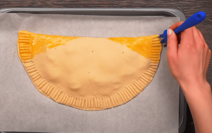 bleskurychle připravená pizza kapsa z listového těsta: svou skvělou chutí si získá každého! bleskurychle připravená pizza kapsa z listového těsta: svou skvělou chutí si získá každého!