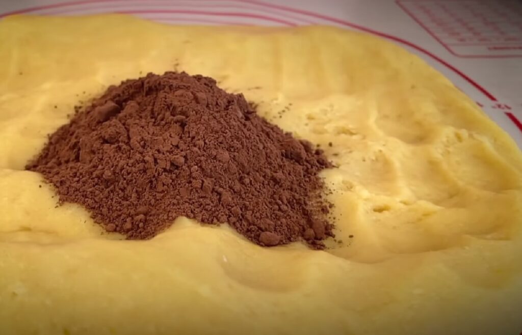 Desert-oriental-3 Potěšte své smysly! Krásny dvojfarebný koláč s džemom a kokosovými vločkami