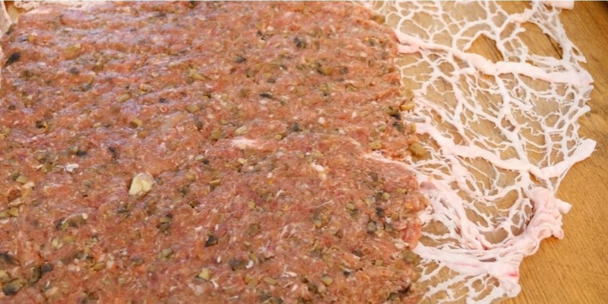 Mai-gustoasa-decat-orice-salam-din-comert-5 Chutnější než jakýkoli komerční salám! Uvařte si ho na sváteční jídlo nebo na neformální večeři!