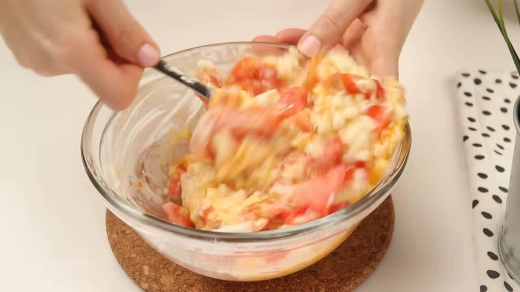 skvělý recept z jednoho plechu – kuřecí maso, houby a brambory Skvělý recept z jednoho plechu – kuřecí maso, houby a brambory