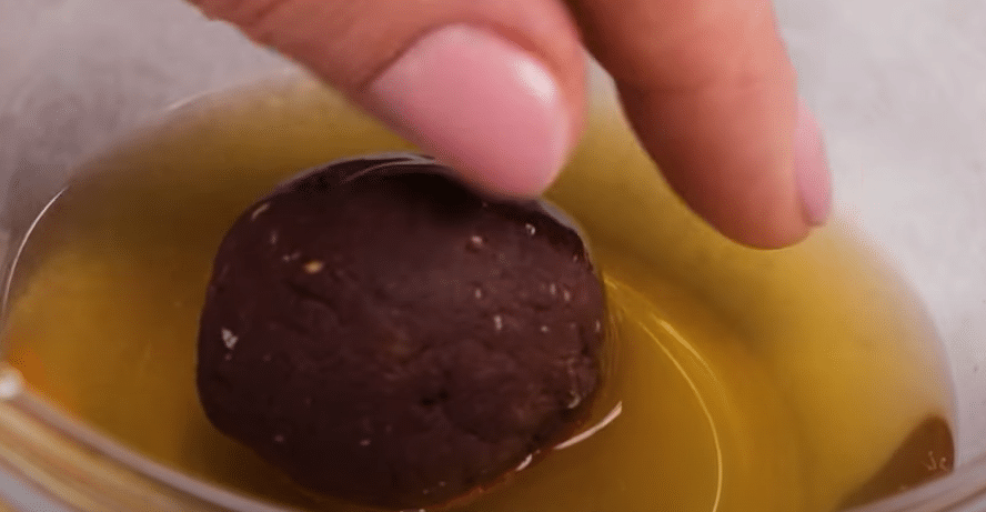 zapomeňte na kupované kuličky ferrero rocher a raději vyzkoušejte tyto domácí!