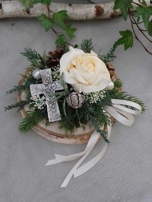 K uctění památky našich blízkých: Inspirace na krásné dušičkové vazby z přírodních materiálů! K uctění památky našich blízkých: Inspirace na krásné dušičkové vazby z přírodních materiálů!