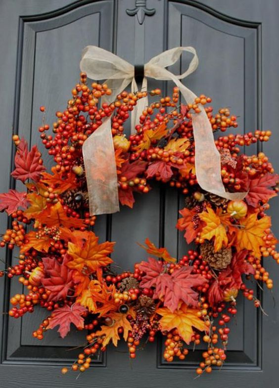 30+ inspirací na nejkrásnější podzimní věnce, které Vám budou zdobit vchodové dveře! 30+ inspirací na nejkrásnější podzimní věnce, které Vám budou zdobit vchodové dveře!