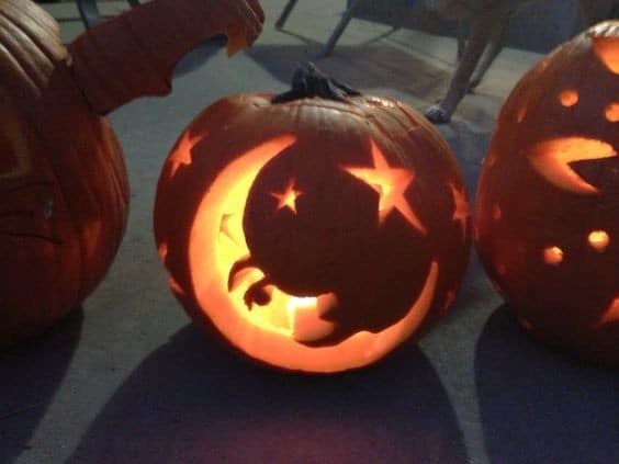 Skvělé nápady na vyřezávané dýně, které Vás svou kreativitou dostanou: Inspirujte se i Vy! Skvělé nápady na vyřezávané dýně, které Vás svou kreativitou dostanou: Inspirujte se i Vy!