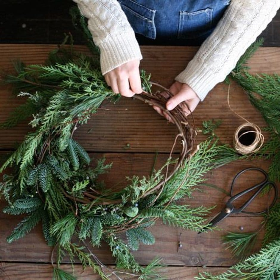 Žádný polystyren! Vyčarujte si krásné podzimní dekorace jen pomocí větviček Podzimní dekorace z větviček Zdroj: Pinterest