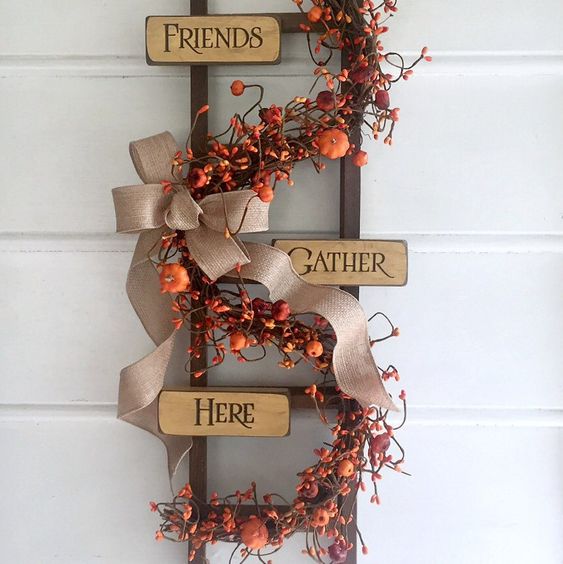 Využijte obyčejné štafle či žebřík, jako základ vaší podzimní dekorace! Využijte obyčejné štafle či žebřík, jako základ vaší podzimní dekorace!