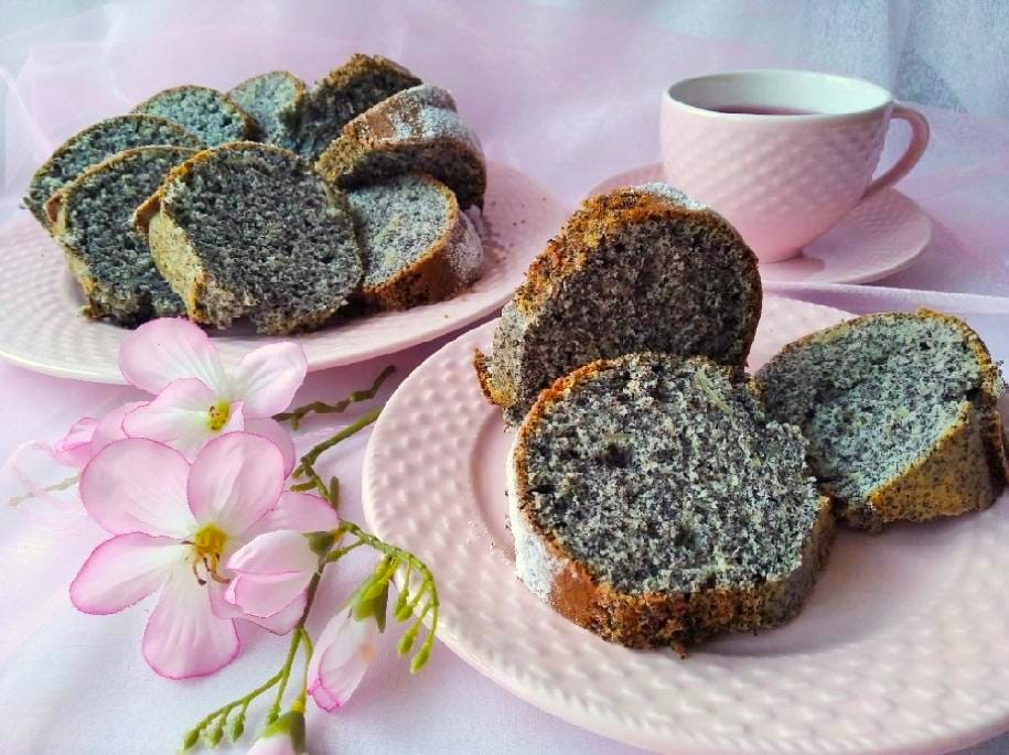 Luxusní maková bábovka s jemnou a nadýchanou chutí! Maková bábovka