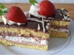 Puszyste ciasto do kawy: Luksusowe połączenie mascarpone i paryskiej śmietanki Luksusowe biszkoptowe ciasto z mascarpone i paryską śmietanką: deser do kawy jak z cukierni
