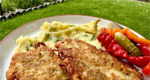 Sycący czernogórski kotlet w chrupiącym ziemniaczanym cieście