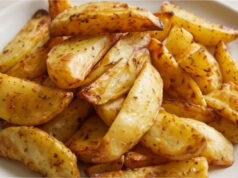 Pieczone ziemniaki w miodowo-musztardowej marynacie: Chrupiący dodatek bez soli Pieczone ziemniaki w miodowo-musztardowej marynacie – chrupiący dodatek bez soli